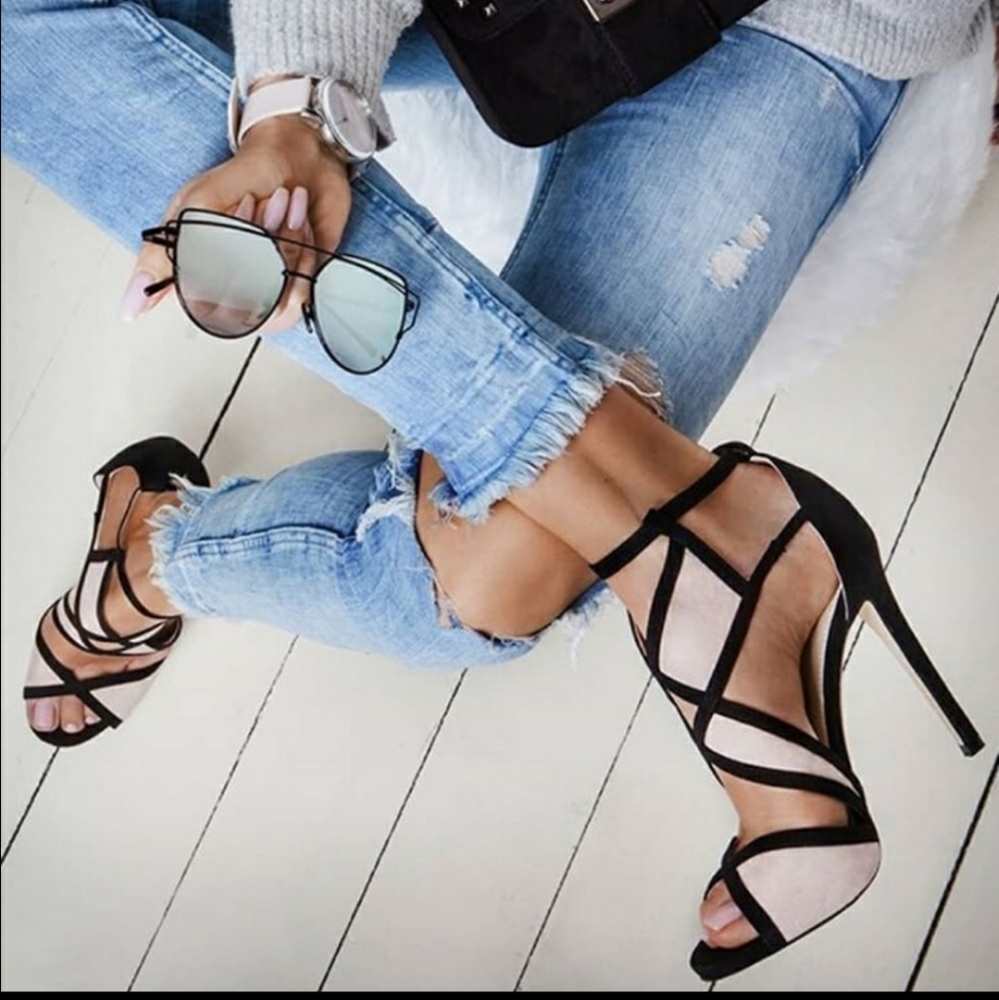Beautiful Blush/black Heels